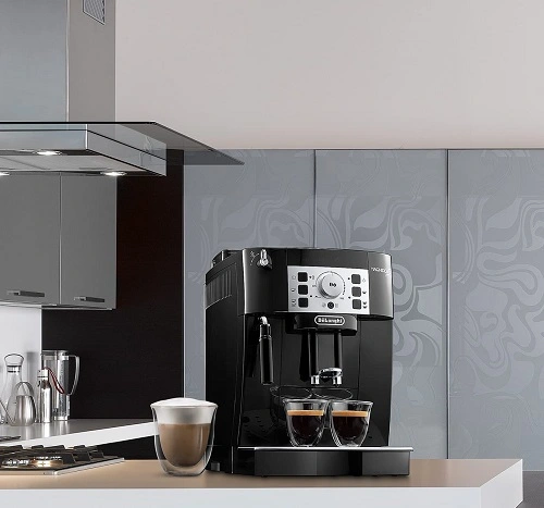 Cafetera superautomatica delongui