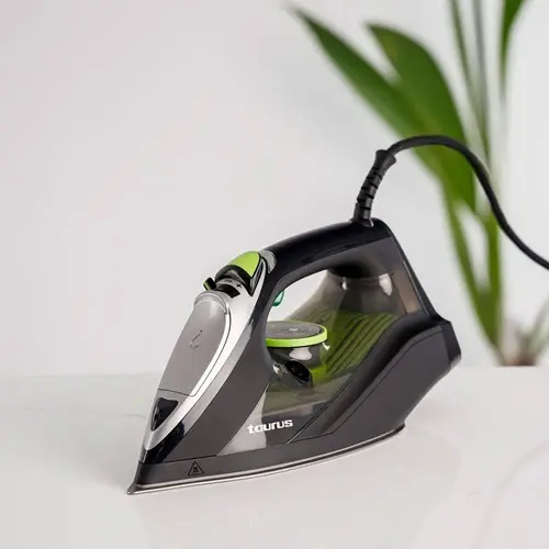 Plancha de vapor Taurus