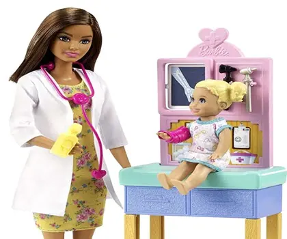 barbie pediatra