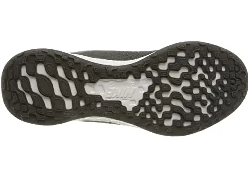 NIKE Revolution 6 hombre